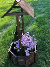 Wooden Wishing Well Planter Outdoor