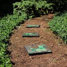 Leaf Decorative Garden Stone