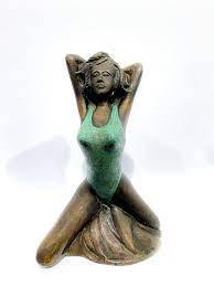 Voluptuous Woman Sculpture Valentine