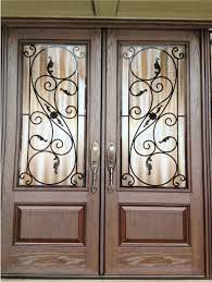 The Pros And Cons Of Fiberglass Doors