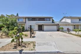 San Jose Ca With An Open Floor Plan