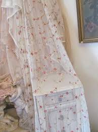 Pink Embroidered Rose Lace Shower