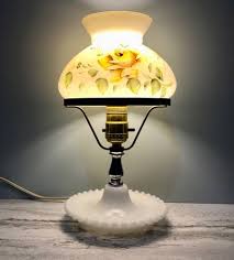 Vintage White Milk Glass Table Lamp