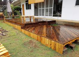 Diy Wooden Pallets Garden Deck Plan