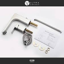 Deck Mount Roman Tub Filler Faucet