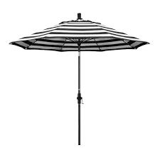 Crank Lift Market Patio Umbrella