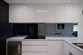 Mirror Splashbacks Melbourne Accurate