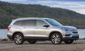 2017 Honda Pilot Adds Apple Carplay And