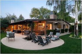 Curved Patio Ideas