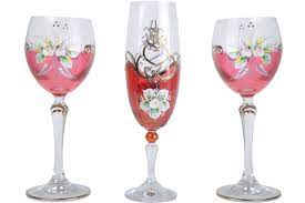 Top 5 Ideas For Decorating Wine Glasses