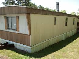 ing an older mobile home or trailer