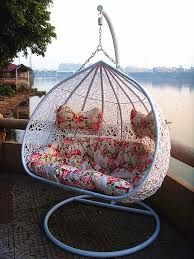 19 Gorgeous Hanging Chair Designs For