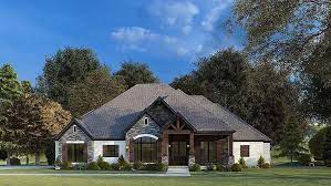 Traditional Style House Plan 82575 With