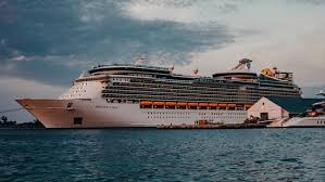 World S Largest Cruise Ship Resumes