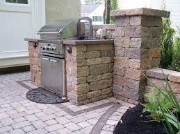 Outdoor Kitchens Traditional Patio