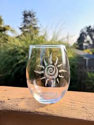 Southwest Glass Etched Wine Glass