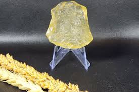 Libyan Desert Glass Know Its Meaning