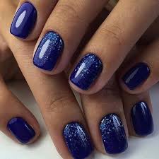 Sparkling Blue Nails For A Festive Look