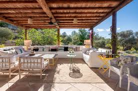 A House Or Luxury Holiday Villa
