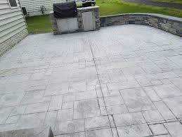 R Stamped Concrete Patio Seating Wall