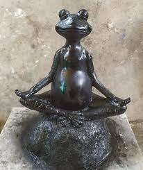 10 Inch Meditating Frog Statue At Rs