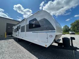 2025 M 29vbudx Platinum 2424