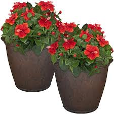 Sunnydaze Anjelica Outdoor Flower Pot Planter Rust Finish 24 Inch 2 Pack
