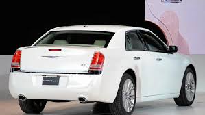 Detroit 2016 New Chrysler 300 Goes