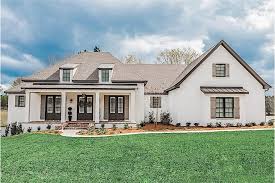 French Country House With Porch 3 Bed