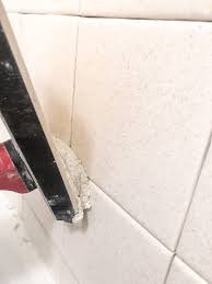How To Easily Regrout Your Bathtub