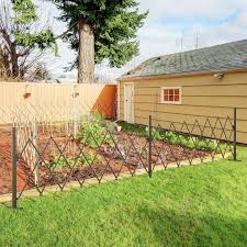 Outsunny Freestanding Garden Fencing