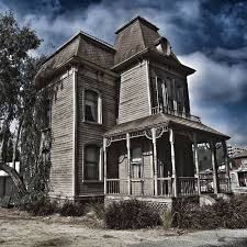 6 Iest Old Houses In History The