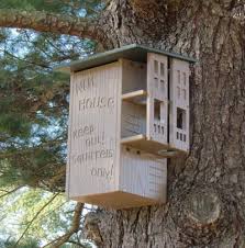 Recycled Poly Ultimate Squirrel House