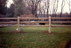 rail fence with welded wire