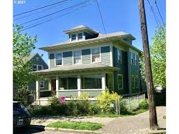 Foursquare Style Home In Portland