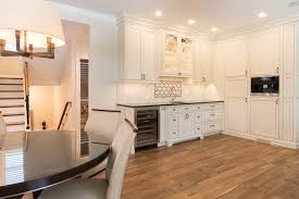 Laminate Flooring Vs Hardwood In The