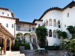 5 Mediterranean Style Houses You Will Love