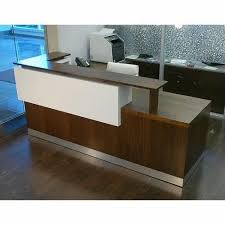 Brown Wooden Reception Table For Hotel