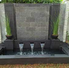 Outdoor Wall Fountain In Stone At Rs