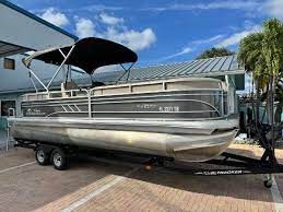 2021 Sun Tracker Party Barge 24 Dlx
