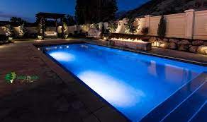 10 Great Ways To Light A Swimming Pool