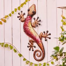 Luxenhome 24 In Pink Gecko Lizard