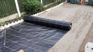 How To Lay Artificial Grass 8 Easy