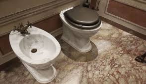 Marble Toilet Fixtures For Elegant