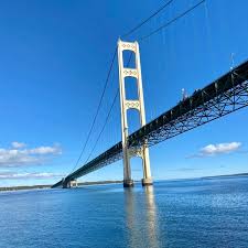 photos at mackinac bridge toll booth