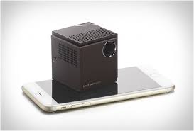 uo smart beam laser projector