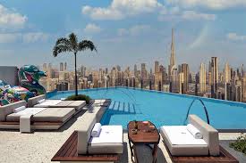 Beautiful Rooftop Swimming Pools In Dubai