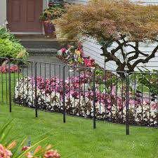Metal 25 Panel Flat Top Garden Fence