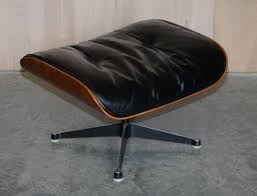 Hardwood No1 Lounge Chairs Ottomans