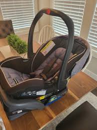Graco Infant Car Seat And 2 Bases Nex